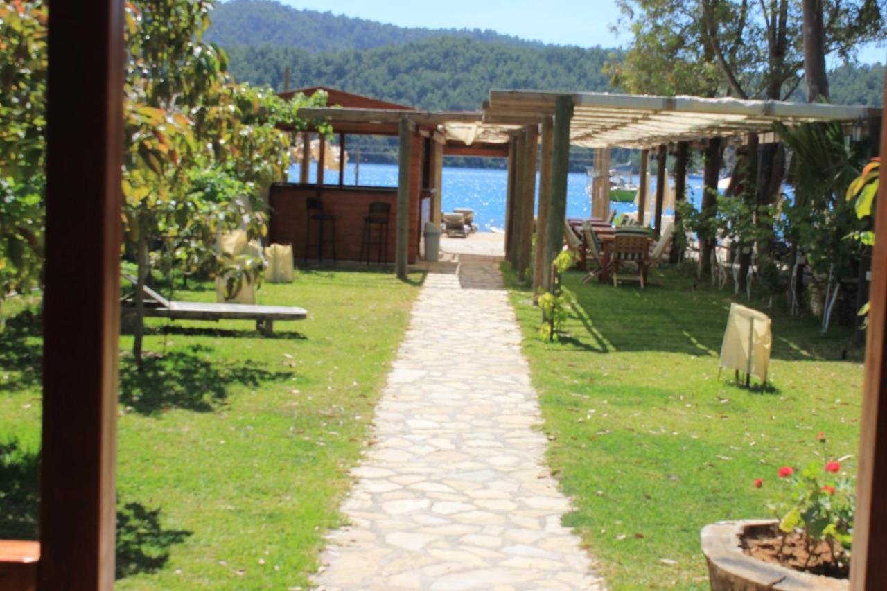 Bed and Breakfast Sakin Vadi Winehouse Orhaniye  Exterior foto